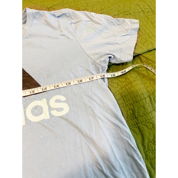 Adidas Boys Light Blue Logo Tee โ Size XL--Like New - Picture 4 of 4